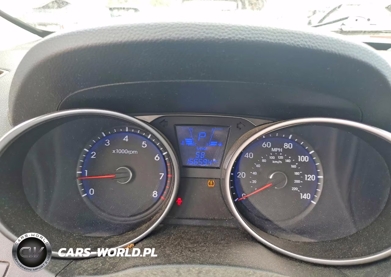 2010 Hyundai Tucson Limited VIN:KM8JUCAC3AU024883 - 9