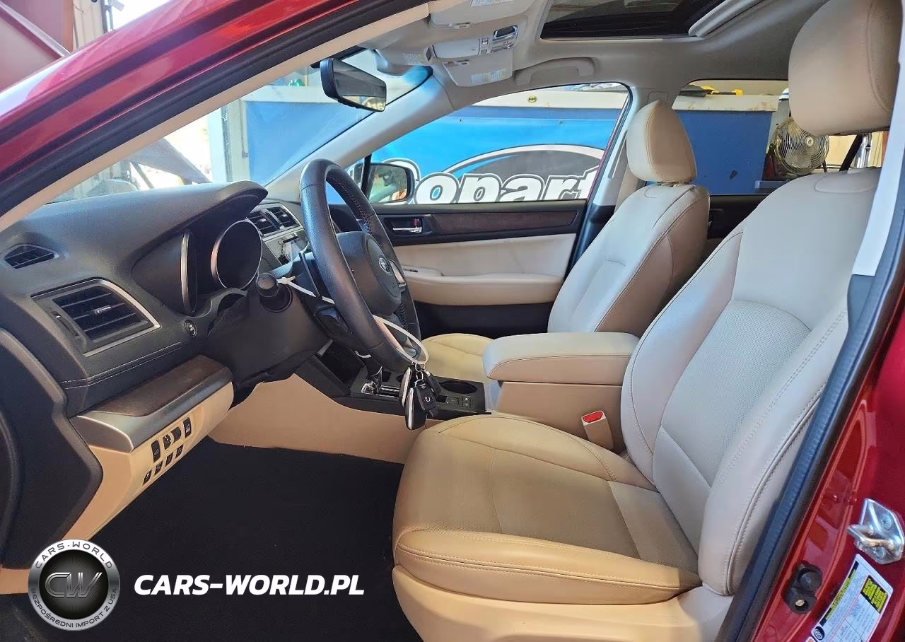 2019 Subaru Outback 3.6R Limited VIN:4S4BSENC4K3260515 - 7