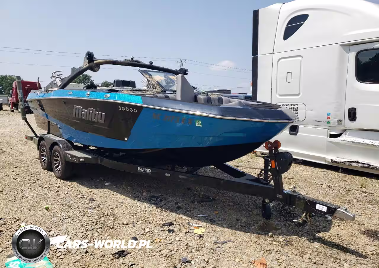 2022 Malibu Boat - Boats
