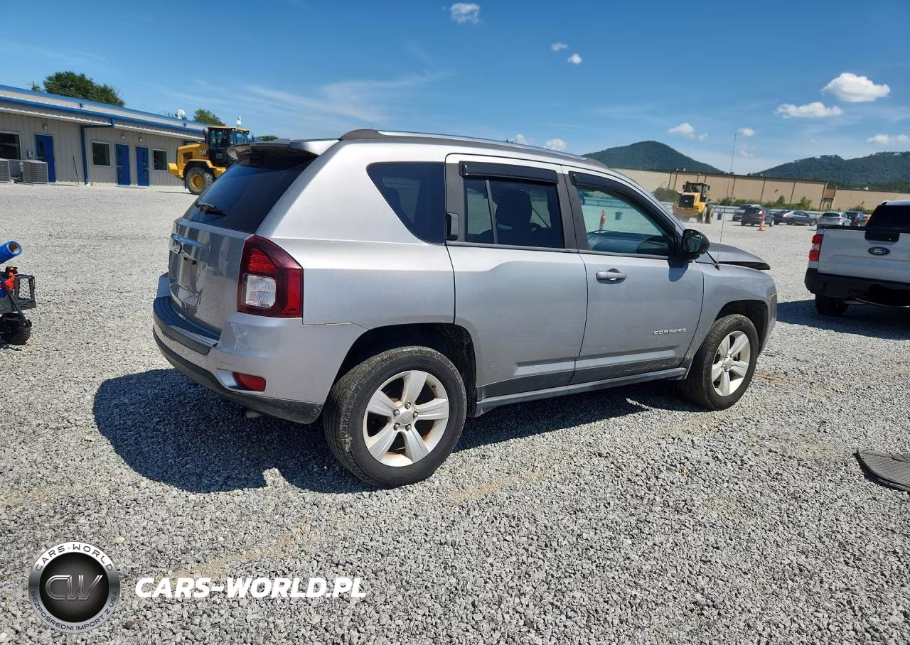 2015 Jeep Compass Sport VIN:1C4NJDBB7FD225767 - 3