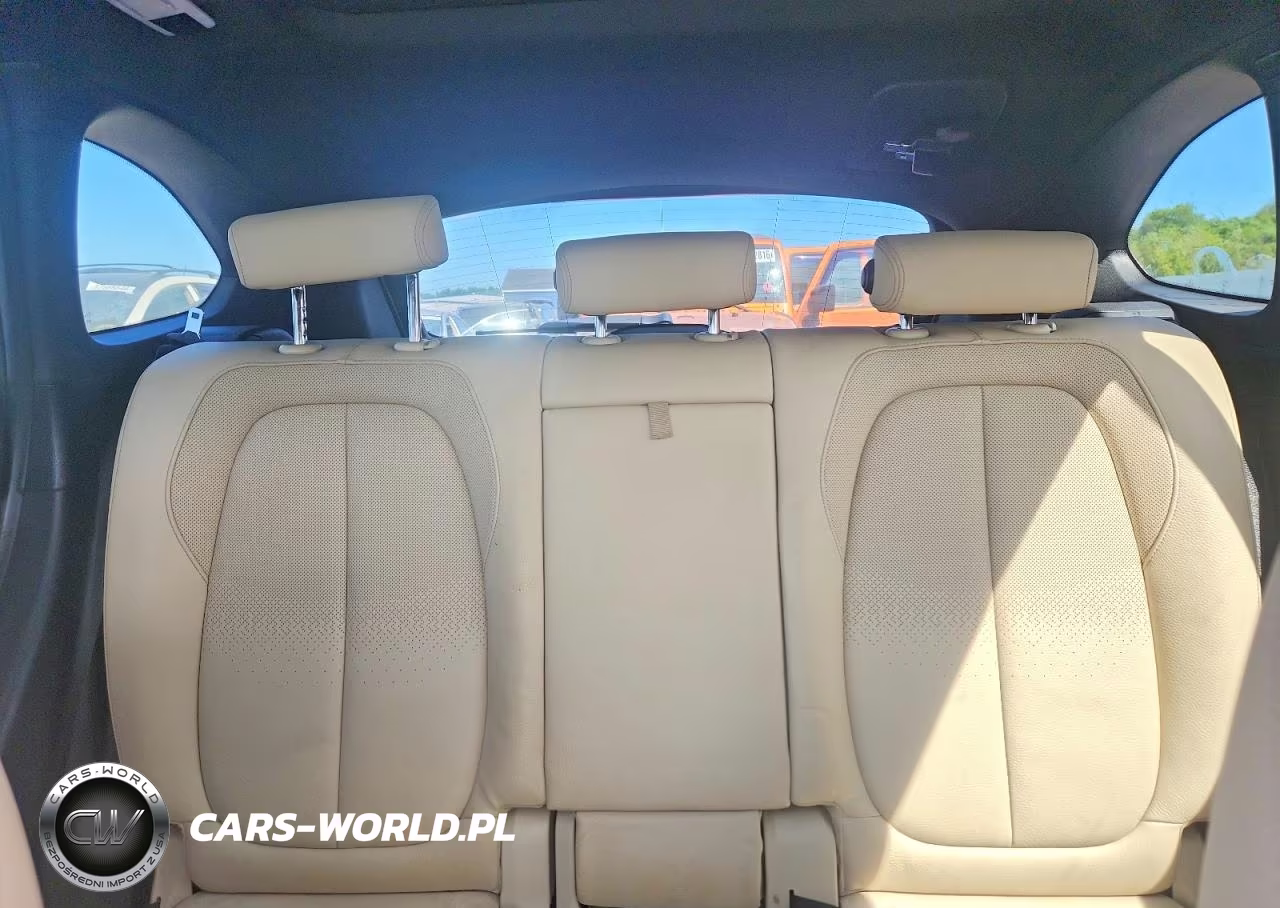 2018 BMW X1 xDrive28I VIN:WBXHT3C32J5F89564 - 10