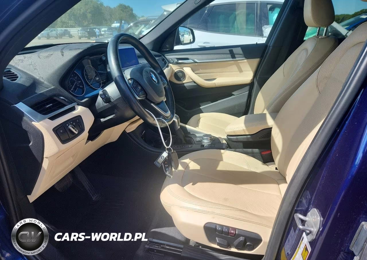 2018 BMW X1 xDrive28I VIN:WBXHT3C32J5F89564 - 7