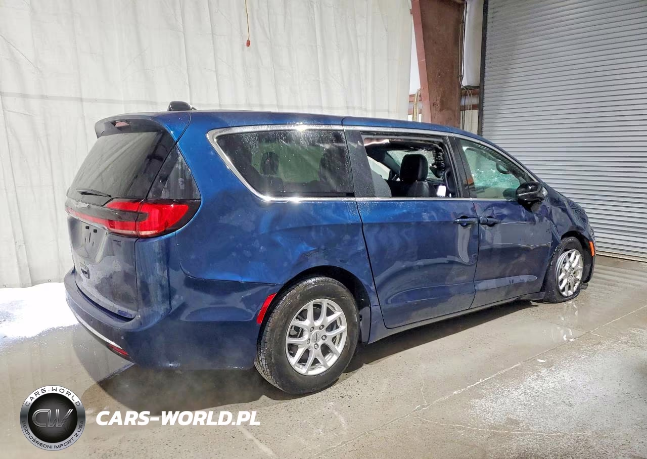 2025 Chrysler Pacifica Select VIN:2C4RC1BG9SR552765 - 3