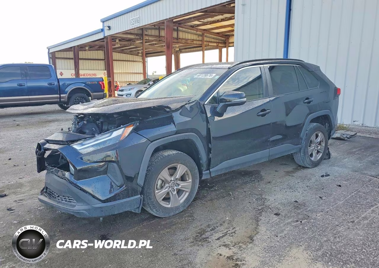 2023 Toyota Rav4 Xle VIN:2T3W1RFV3PC216916 - 1