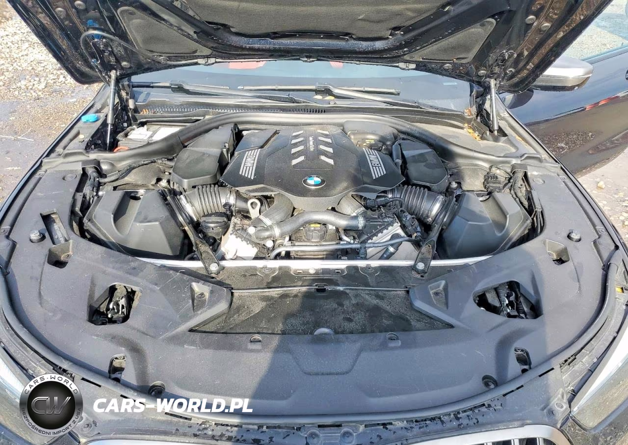 2019 BMW M850Xi VIN:WBAFY4C59KBX38790 - 11