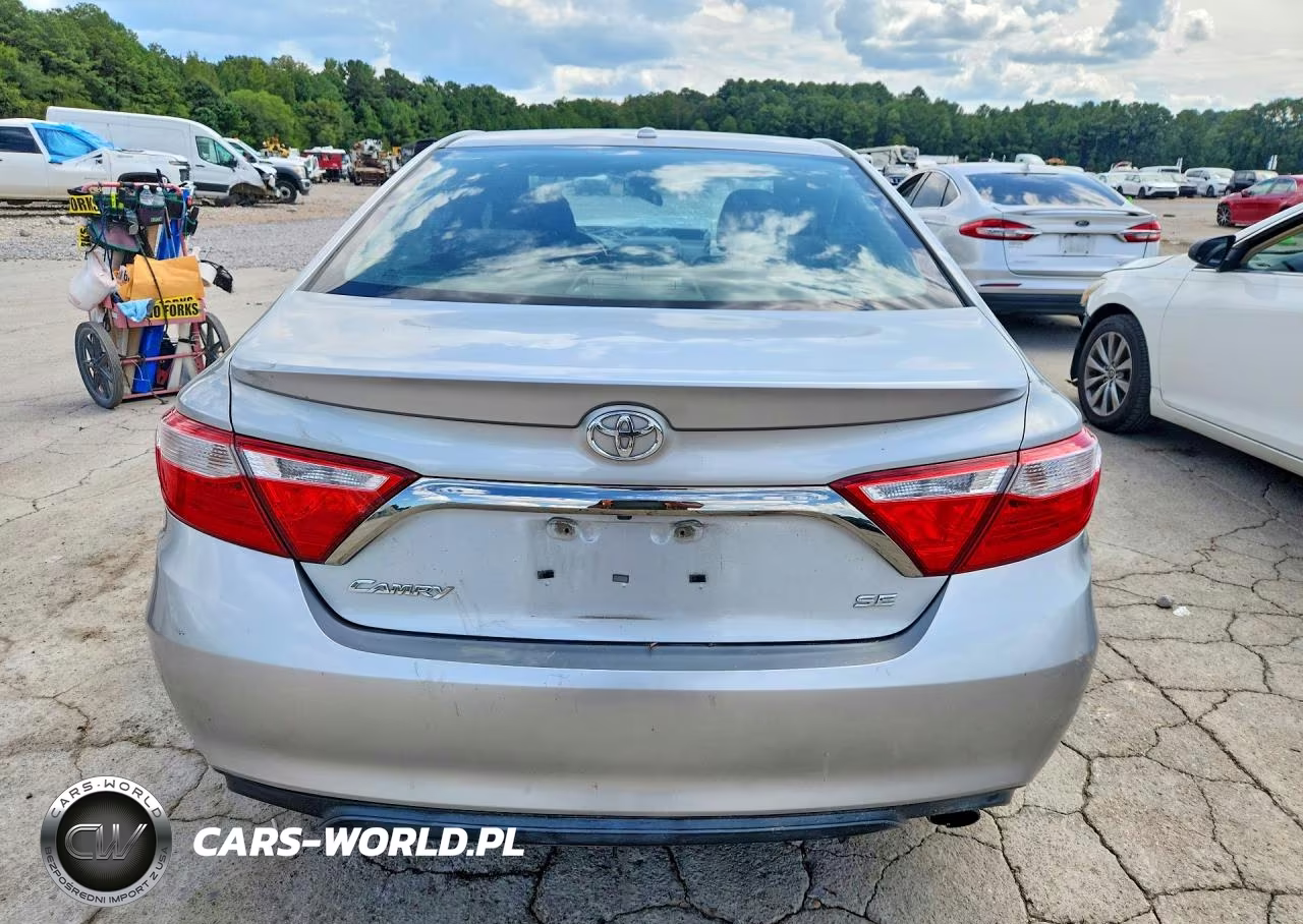 2016 Toyota Camry Se VIN:4T1BF1FK4GU118217 - 6