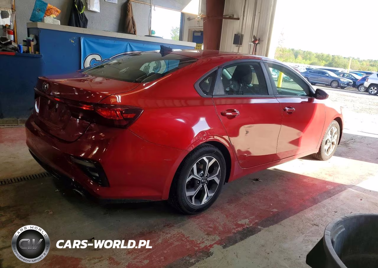 2020 Kia Forte Lxs VIN:3KPF24AD1LE143449 - 3