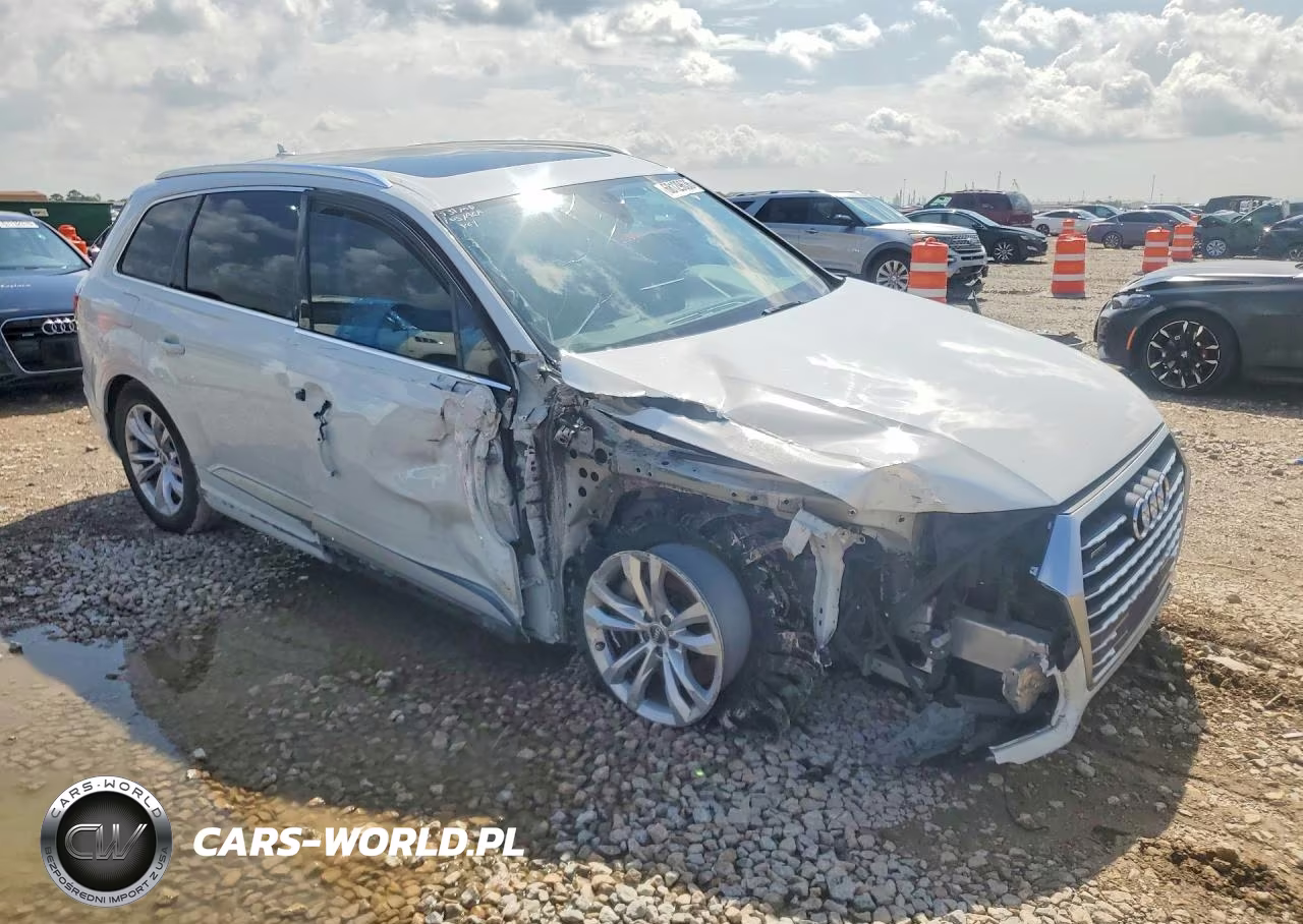 2019 Audi Q7 Premium Plus VIN:WA1LAAF74KD010489 - 4