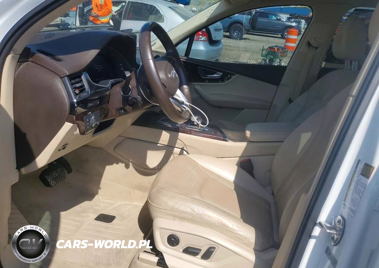 2019 Audi Q7 Premium Plus VIN:WA1LAAF74KD010489 - 7