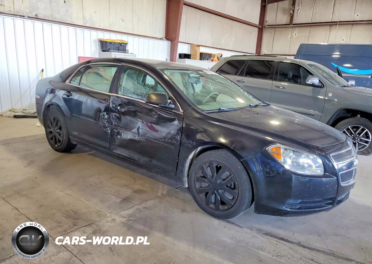 2010 Chevrolet Malibu Ls VIN:1G1ZB5EBXAF318904 - 4