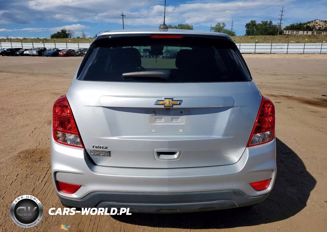 2020 Chevrolet Trax Ls VIN:3GNCJKSB1LL221898 - 6