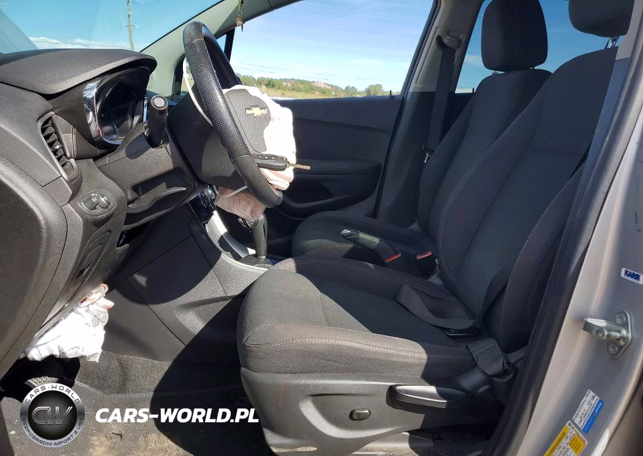 2020 Chevrolet Trax Ls VIN:3GNCJKSB1LL221898 - 7