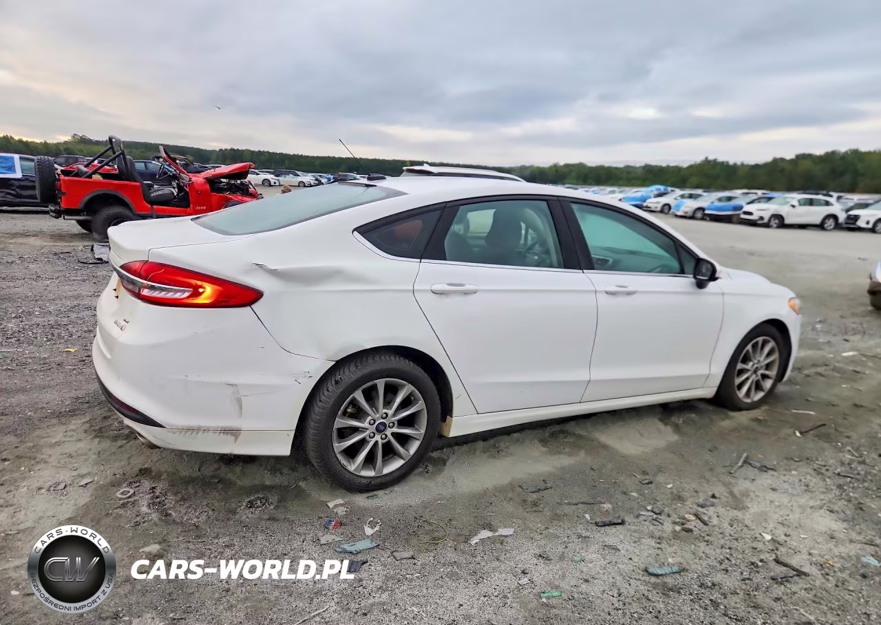 2017 Ford Fusion Se Hybrid VIN:3FA6P0LUXHR385203 - 3