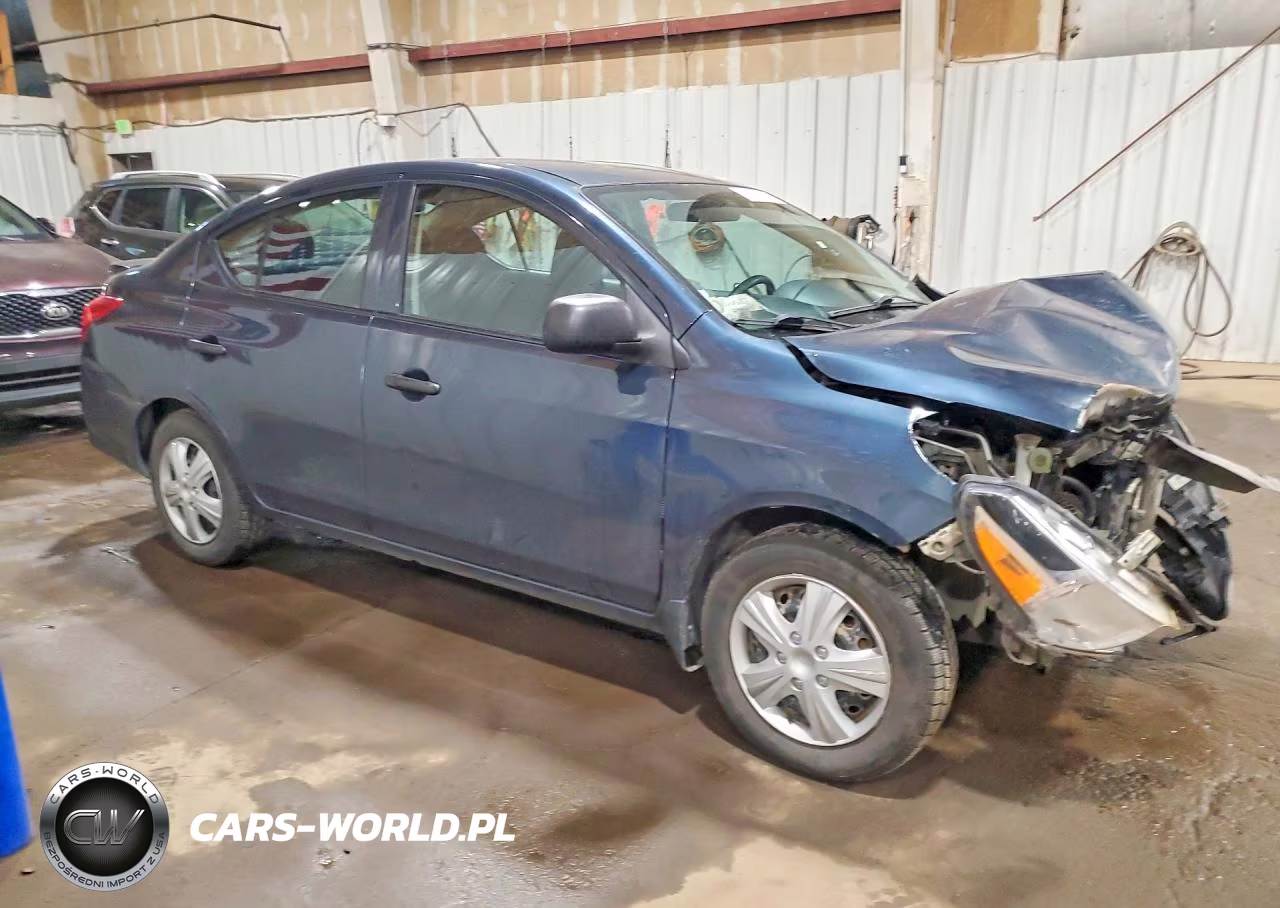 2015 Nissan Versa 1.6 S Plus VIN:3N1CN7AP2FL849919 - 4