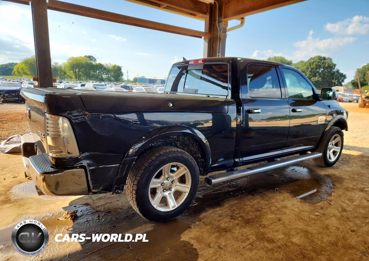 2016 Ram 1500 Longhorn VIN:1C6RR7WT2GS261241 - 3