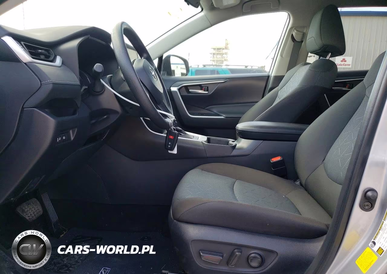2025 Toyota Rav4 Xle VIN:2T3W1RFV4SC363934 - 7