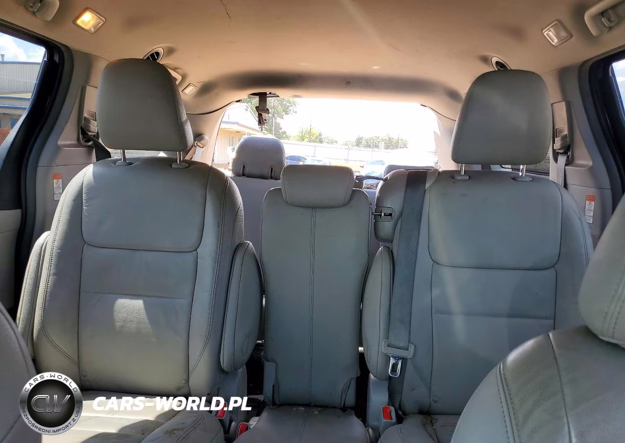 2017 Toyota Sienna Xle 8-Passenger VIN:5TDYZ3DC1HS778279 - 10