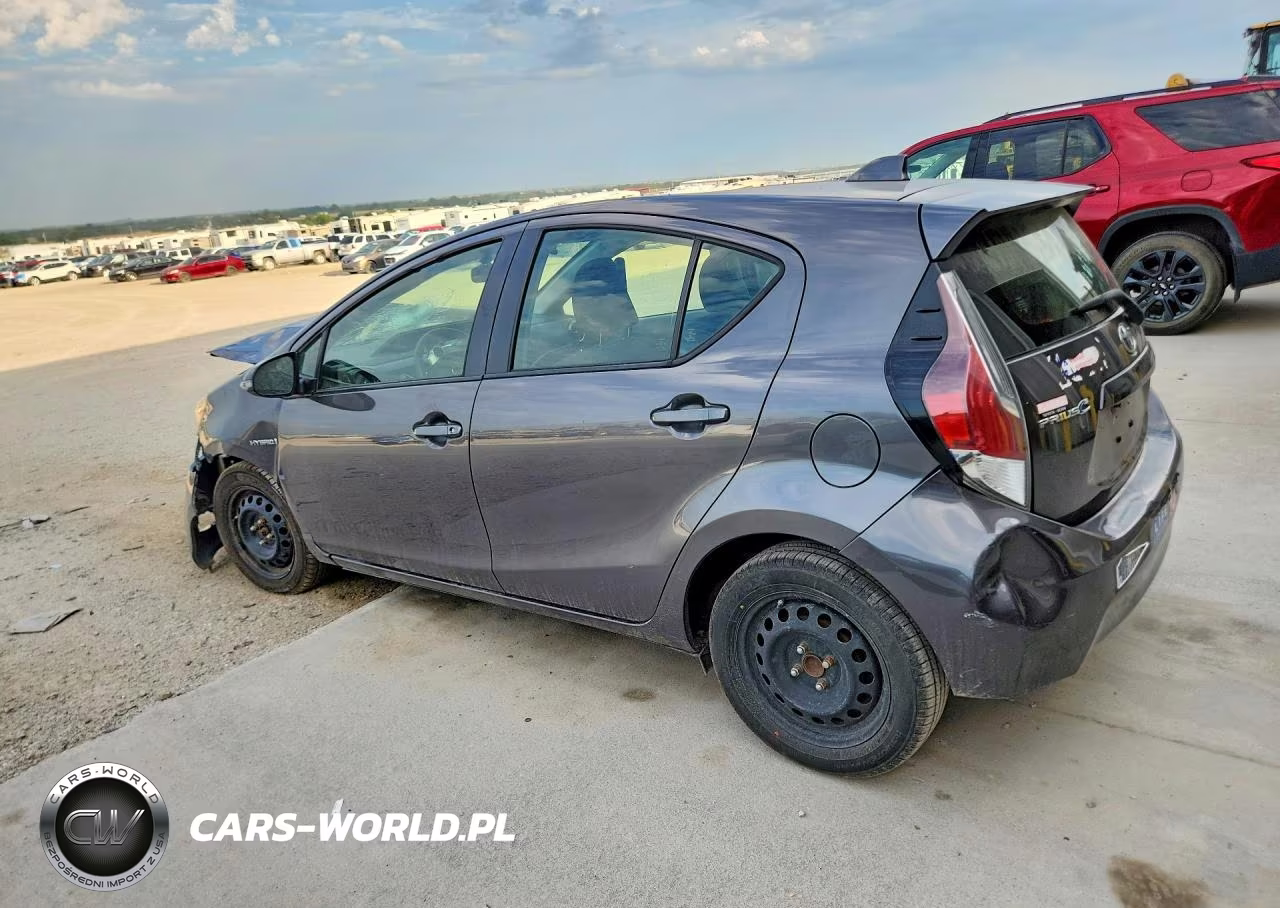 2015 Toyota Prius C Two VIN:JTDKDTB35F1577342 - 2