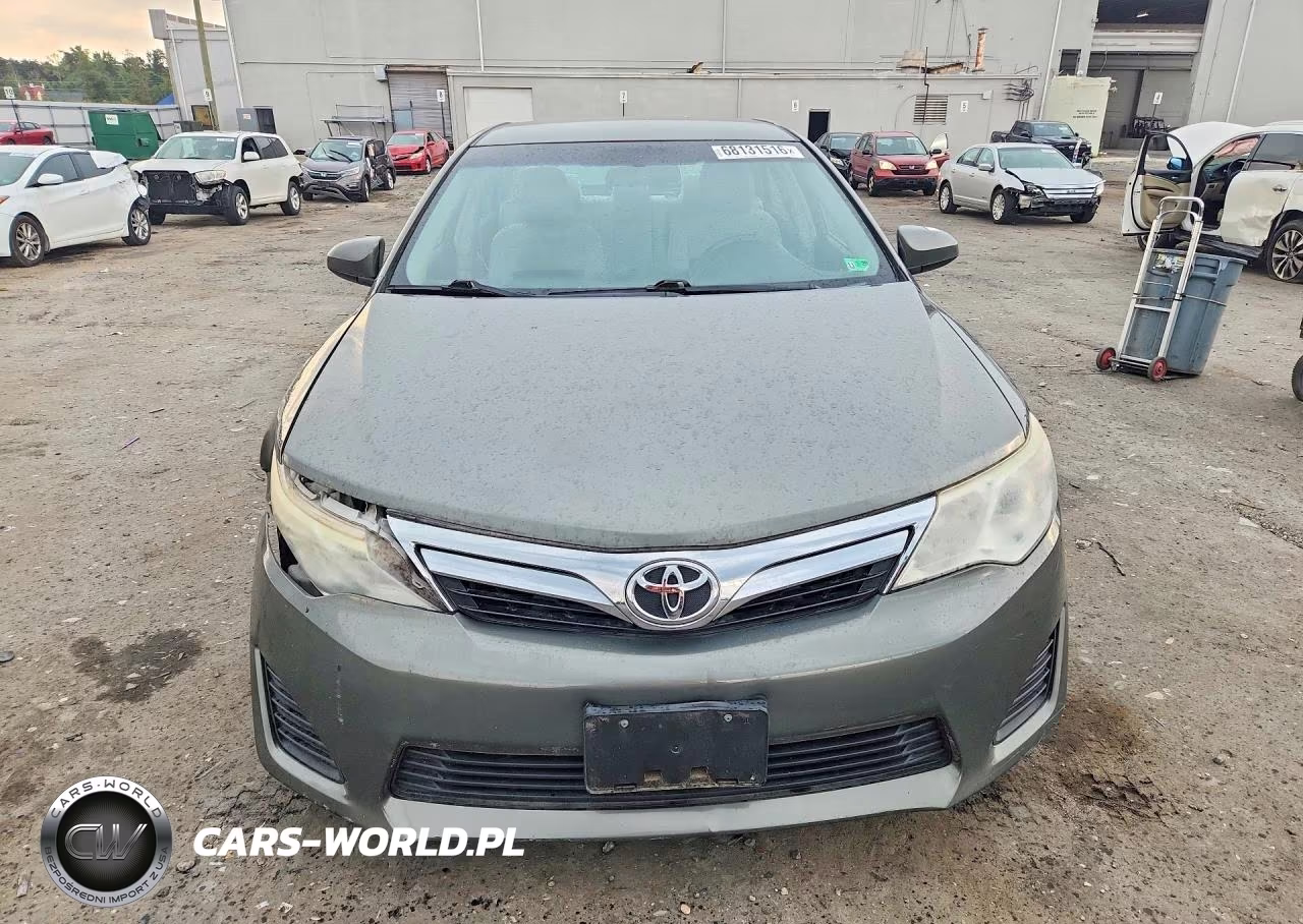 2014 Toyota Camry Le VIN:4T4BF1FK8ER363749 - 5