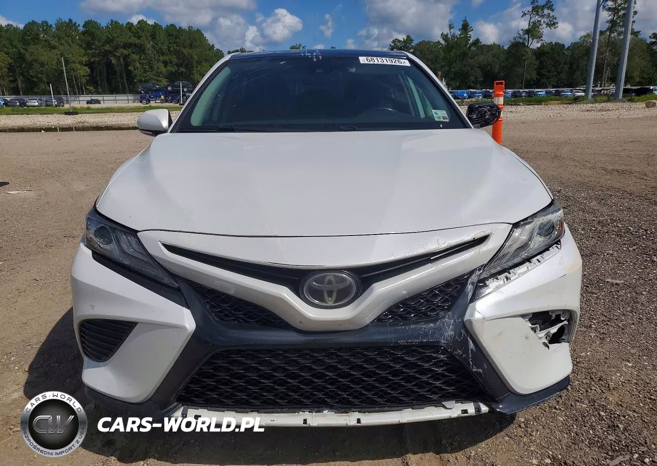 2019 Toyota Camry Xse VIN:4T1B61HK5KU704799 - 5