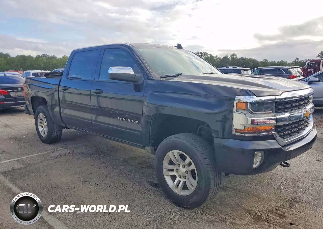 2017 Chevrolet Silverado K1500 Lt VIN:3GCUKREC1HG369279 - 4