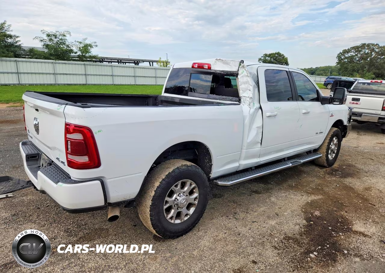 2024 Ram 2500 Laramie VIN:3C6UR5NL7RG141820 - 3