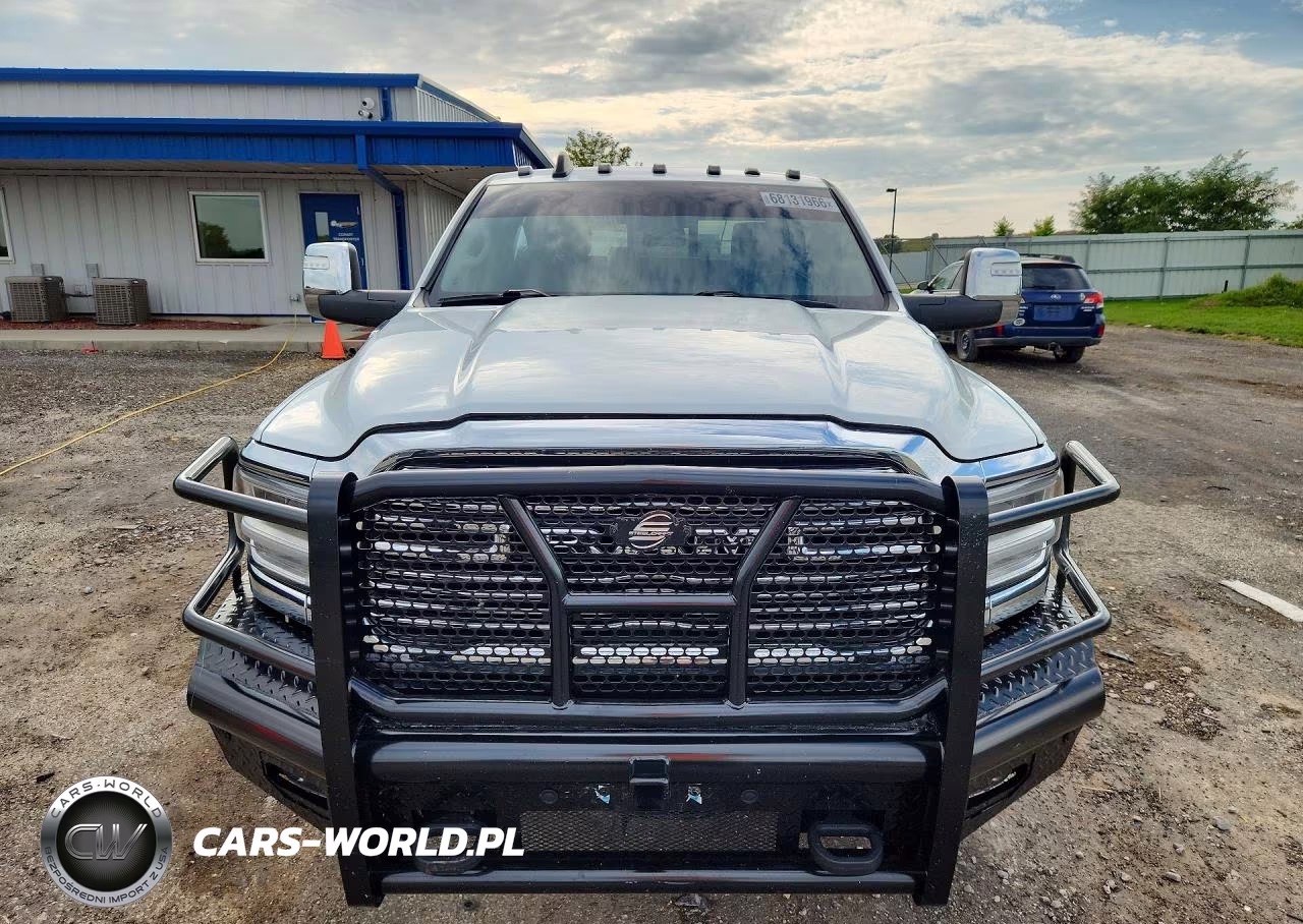 2024 Ram 2500 Laramie VIN:3C6UR5NL7RG141820 - 5