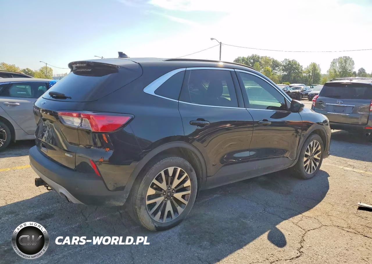 2020 Ford Escape Titanium VIN:1FMCU9J98LUA73516 - 3