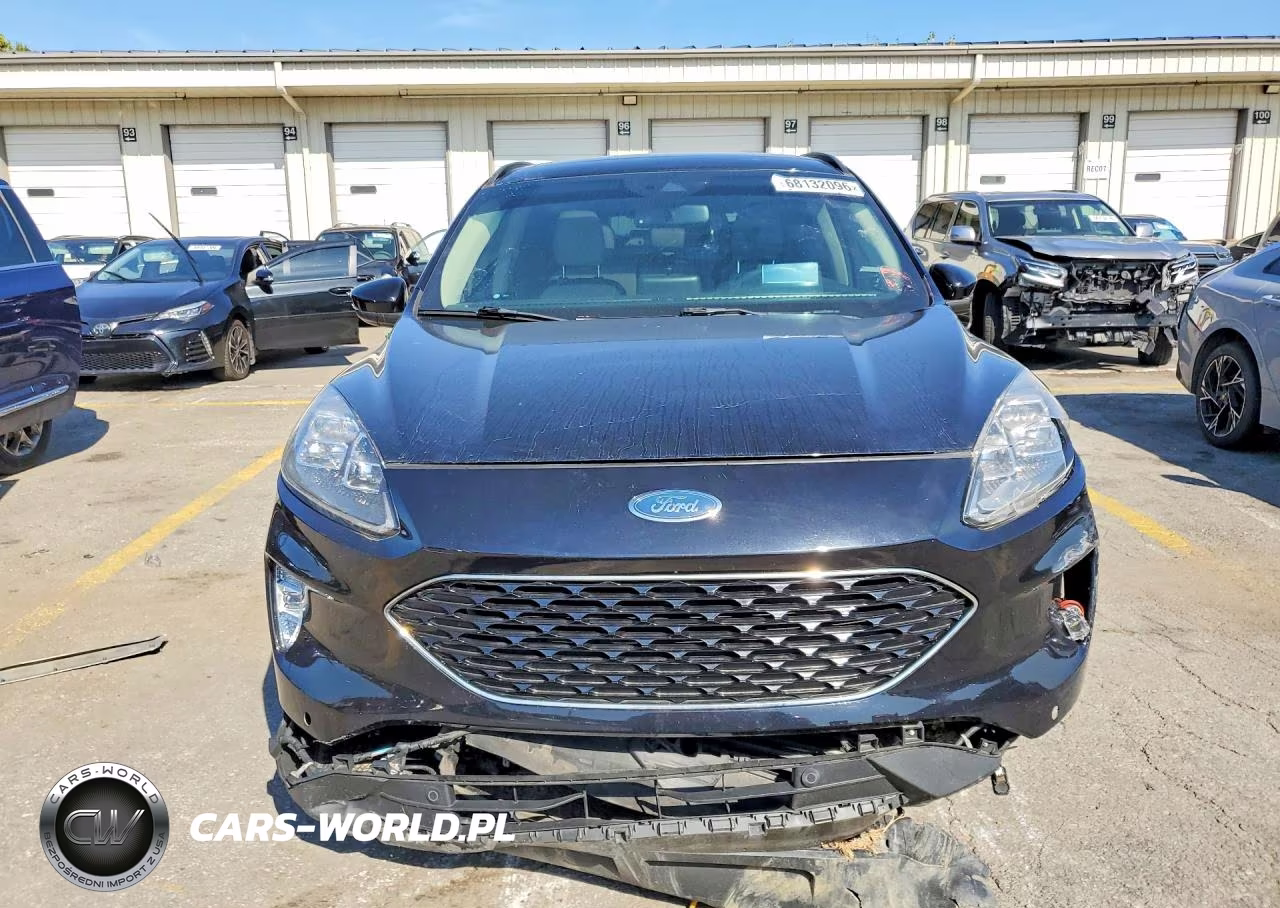 2020 Ford Escape Titanium VIN:1FMCU9J98LUA73516 - 5