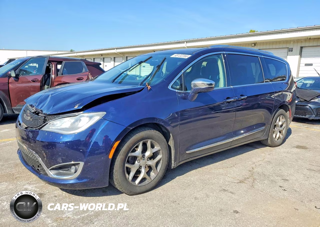 2018 Chrysler Pacifica Limited VIN:2C4RC1GG0JR251647 - 1