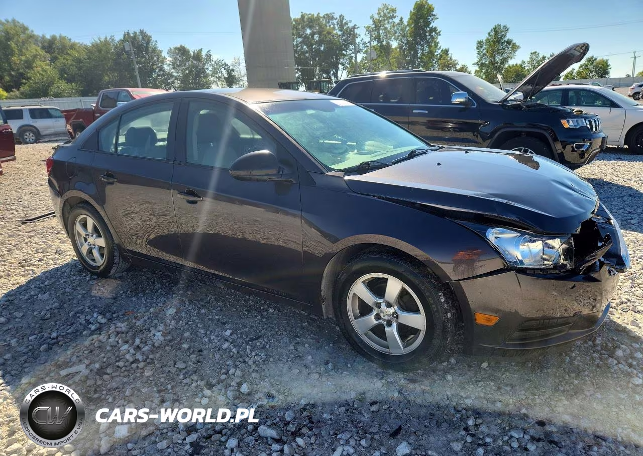 2014 Chevrolet Cruze Ls VIN:1G1PA5SHXE7416284 - 4