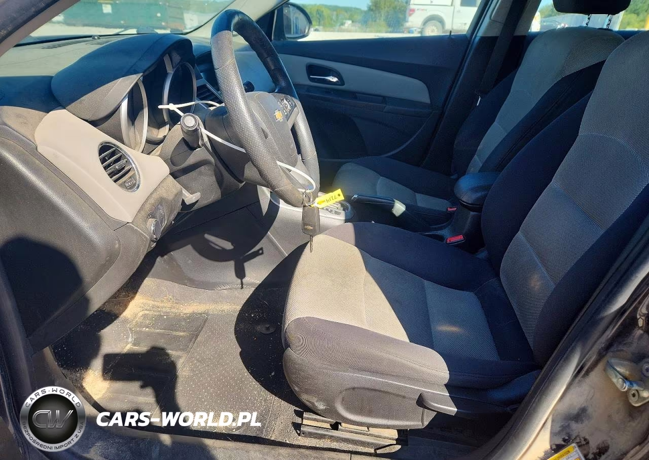 2014 Chevrolet Cruze Ls VIN:1G1PA5SHXE7416284 - 7