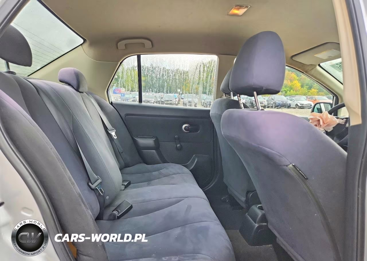 2010 Nissan Versa 1.6 Base VIN:3N1CC1AP2AL352672 - 10