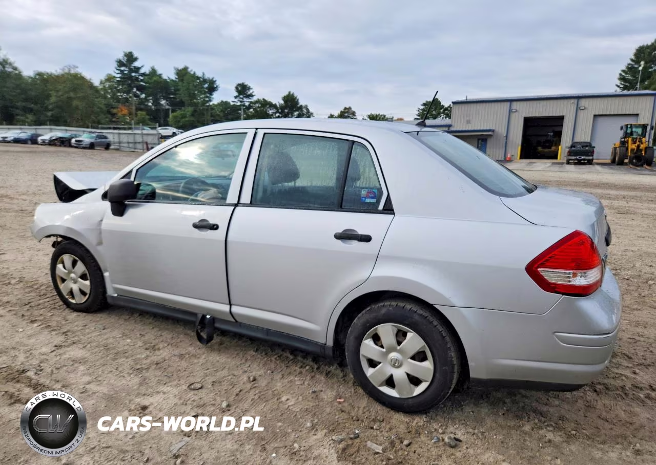 2010 Nissan Versa 1.6 Base VIN:3N1CC1AP2AL352672 - 2