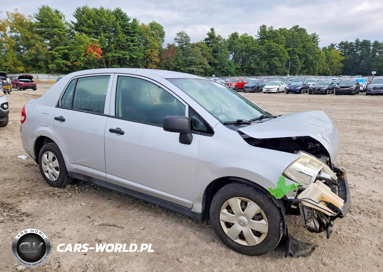2010 Nissan Versa 1.6 Base VIN:3N1CC1AP2AL352672 - 4