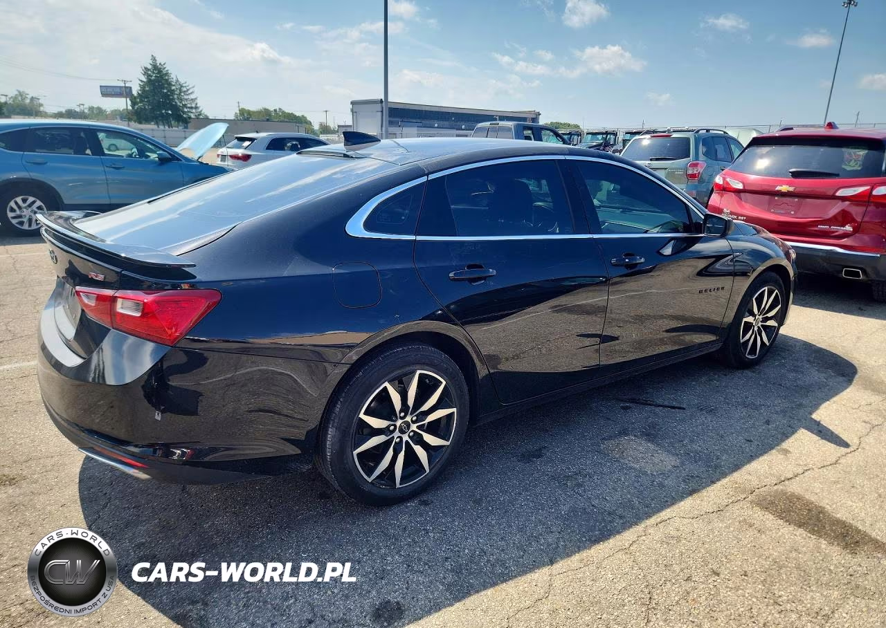 2023 Chevrolet Malibu Rs VIN:1G1ZG5ST6PF128413 - 3