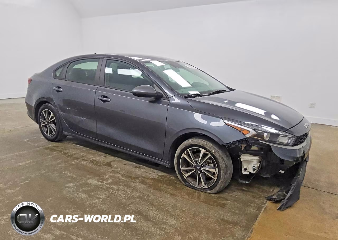 2024 Kia Forte Lxs VIN:3KPF24AD4RE719978 - 4
