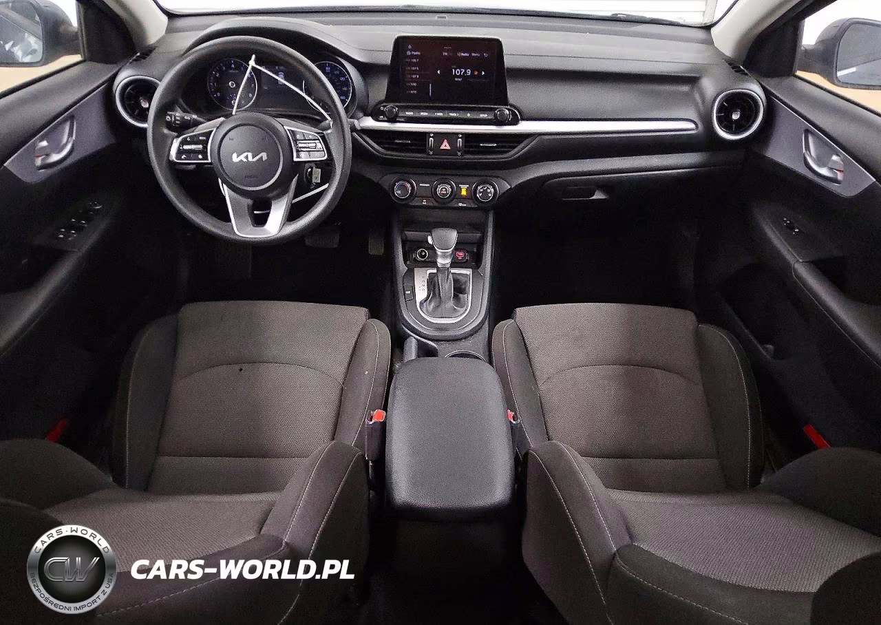 2024 Kia Forte Lxs VIN:3KPF24AD4RE719978 - 8