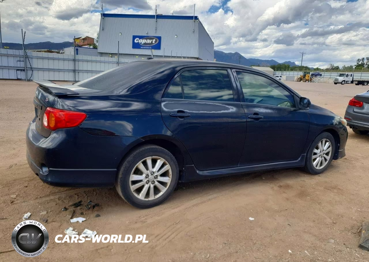 2010 Toyota Corolla S VIN:2T1BU4EE0AC471128 - 3
