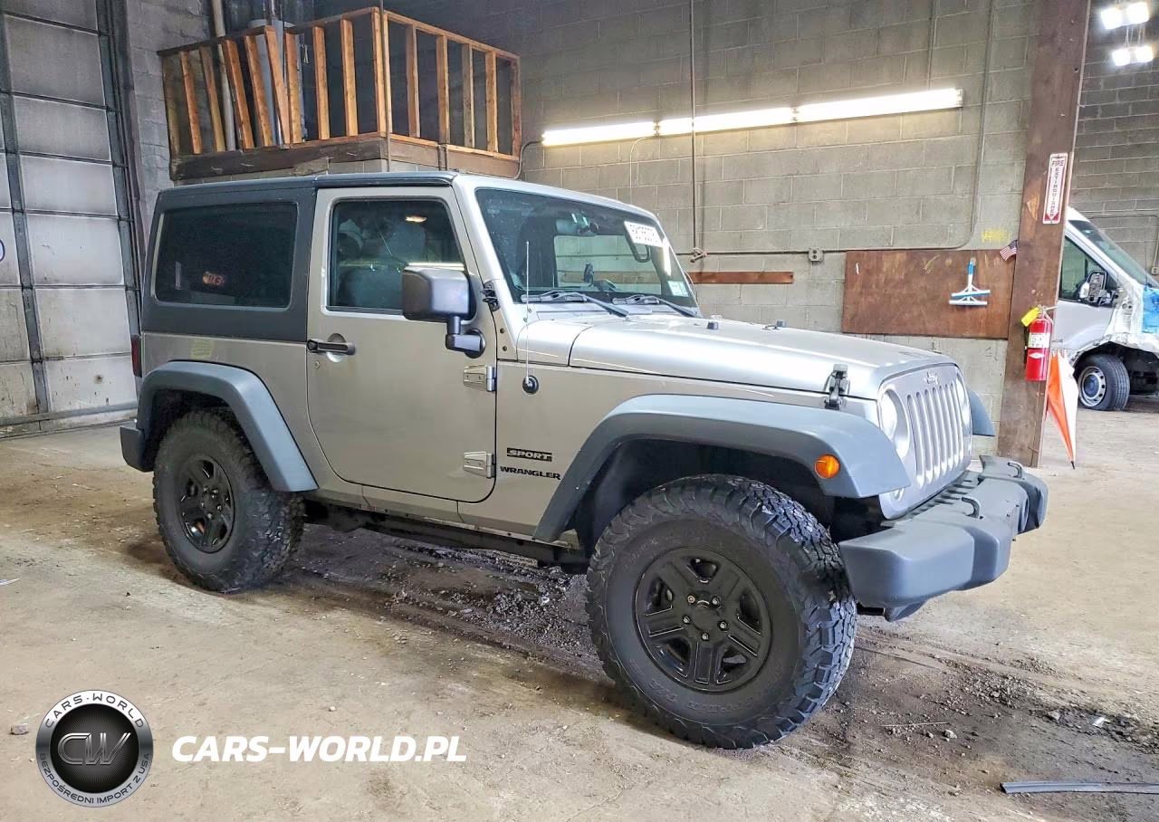 2014 Jeep Wrangler Sport VIN:1C4AJWAG4EL192710 - 4