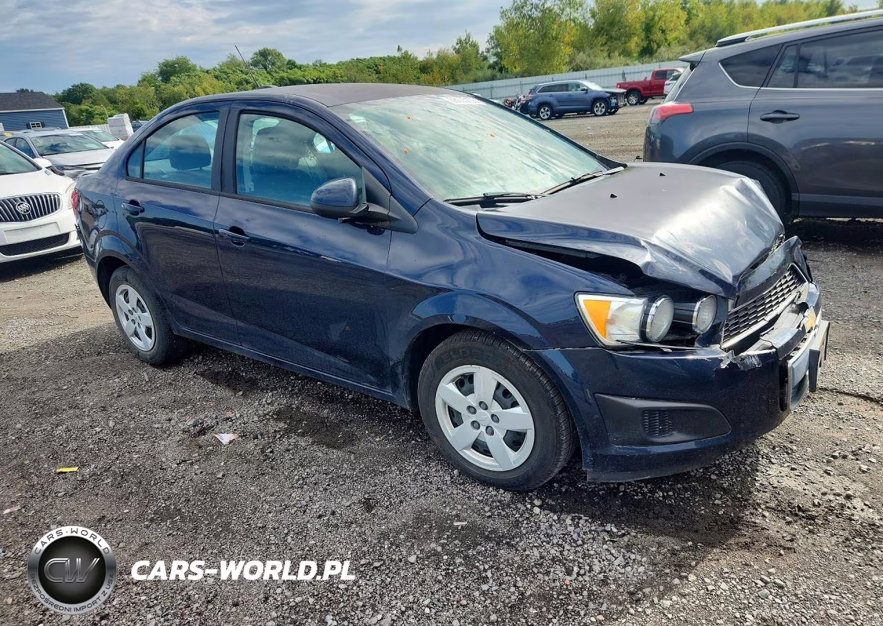 2016 Chevrolet Sonic Ls VIN:1G1JA5SG0G4154647 - 4