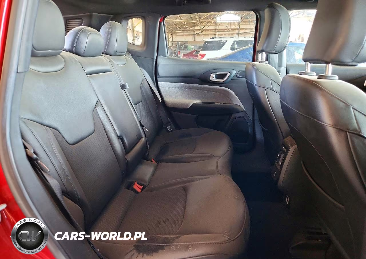 2025 Jeep Compass Latitude VIN:3C4NJDBN5ST547922 - 11