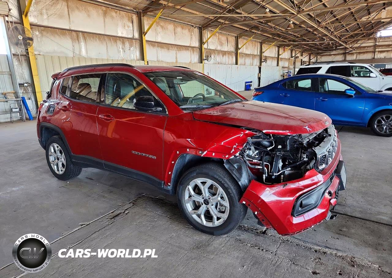 2025 Jeep Compass Latitude VIN:3C4NJDBN5ST547922 - 4