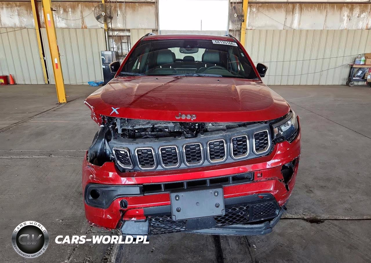 2025 Jeep Compass Latitude VIN:3C4NJDBN5ST547922 - 5