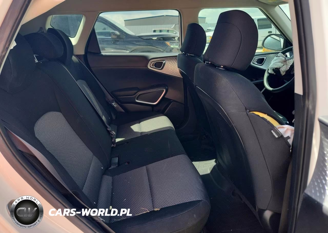 2020 Kia Soul Lx VIN:KNDJ22AU8L7724154 - 10