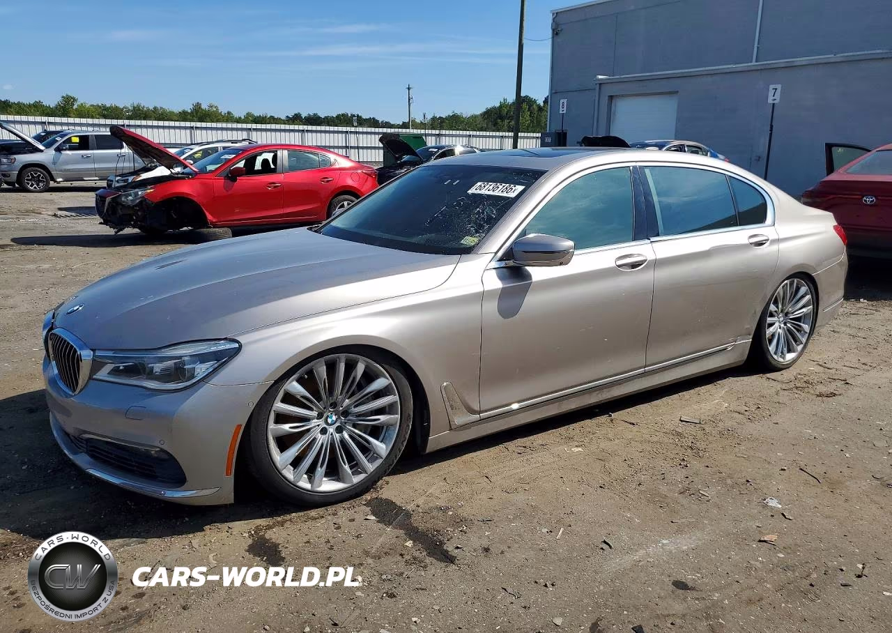 2016 BMW 750 Xi