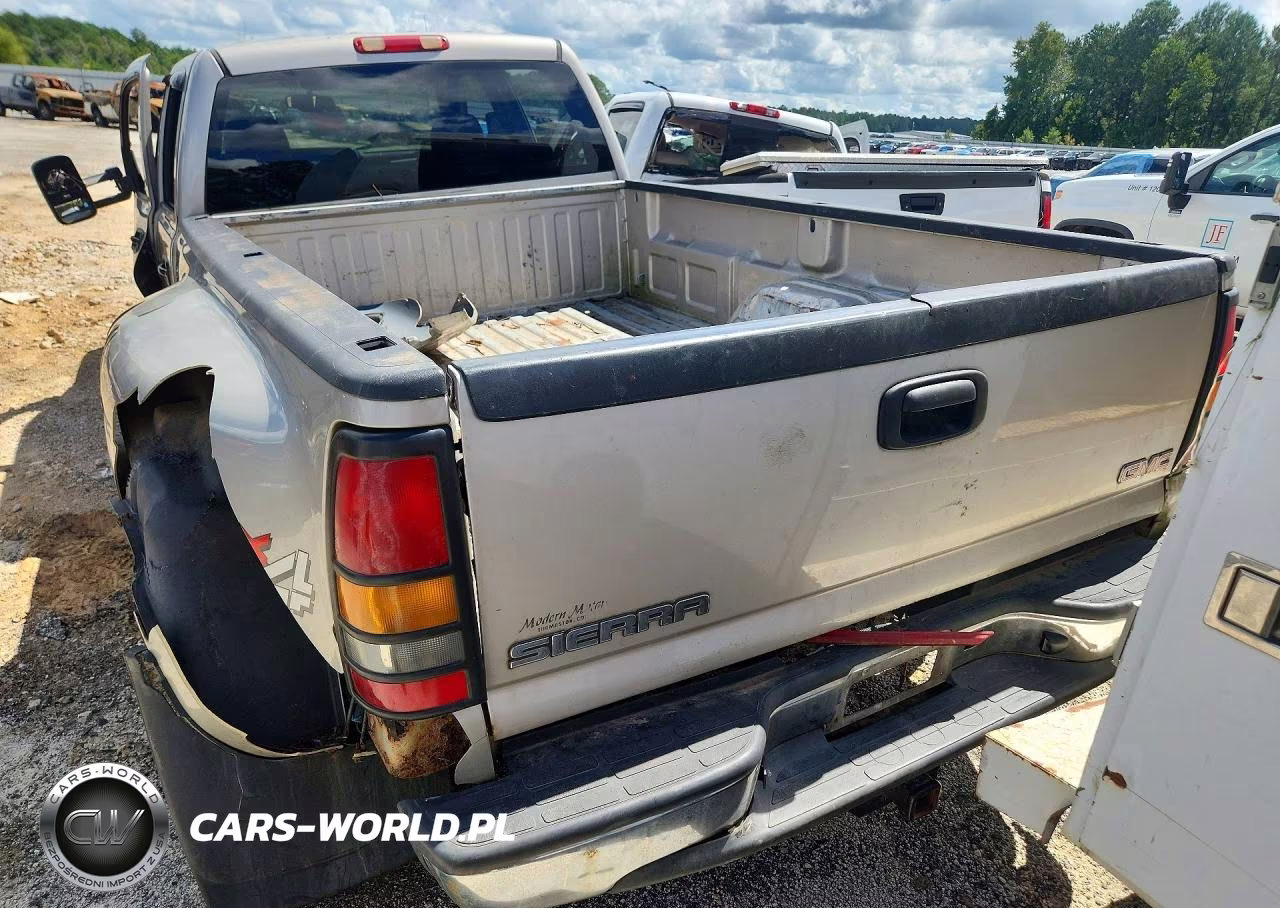 2006 GMC New Sierra K3500 VIN:1GTJK33236F128140 - 6
