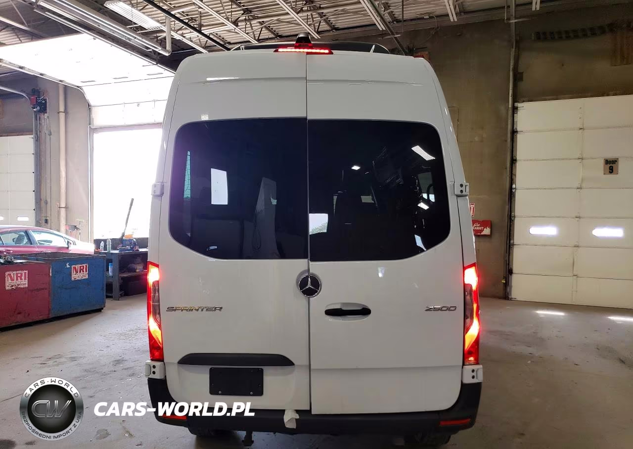 2026 Mercedes-Benz Sprinter 2500 VIN:W1Z4KFHY1TT604689 - 6