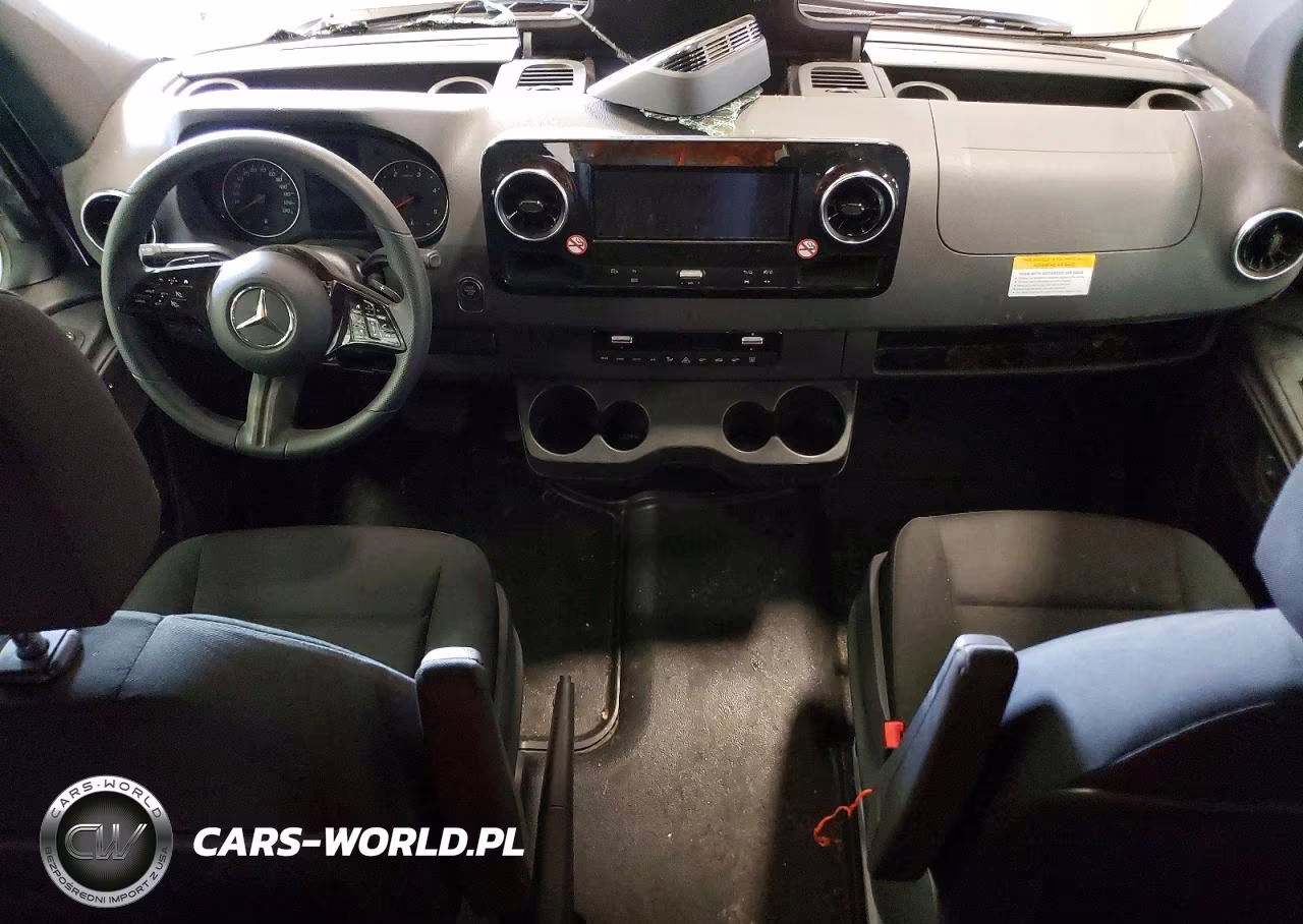 2026 Mercedes-Benz Sprinter 2500 VIN:W1Z4KFHY1TT604689 - 8