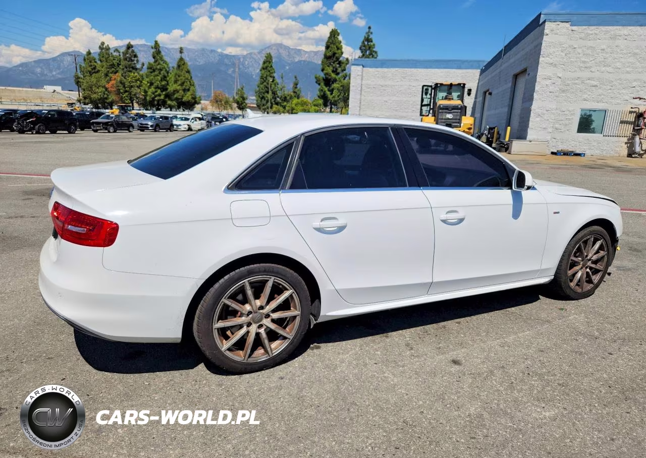 2014 Audi A4 Premium Plus VIN:WAUEFAFL1EN044981 - 3